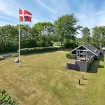 Herbert - 1km From The Sea By Interhome