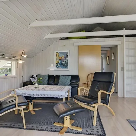 Ferienhaus Herbert - 1km From The Sea By Interhome