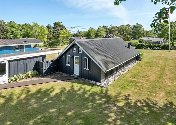 Herbert - 1km From The Sea By Interhome *